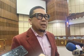Golkar  amankan 102 kursi DPR dan raih kursi DPRD terbanyak di RI