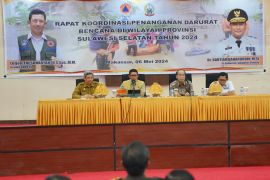 BNPB kirim helikopter dan pesawat karavan bantu korban bencana Sulsel