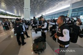 329 PPIH Indonesia berangkat ke Arab Saudi