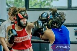 Bupati HST dukung jaring atlet muda tanding di kancah internasional