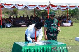 Pemkab Aceh Barat targetkan buka akses 8 km jalan melalui TMMD