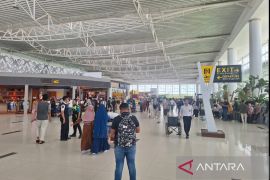 Wali Kota Balikpapan imbau ASN keluar kota pesan tiket penerbangan PP