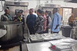 Makanan untuk jamaah calon haji lansia disesuaikan dengan kebutuhan