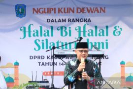 Pj Bupati Belitung instruksikan pemasangan "Payung Lilin" perkuat identitas Melayu