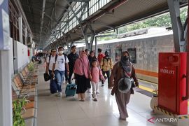 KAI operasikan 9 kereta tambahan pada libur Idul Adha