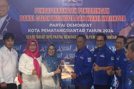 Pilkada Pematangsiantar, dr Susanti daftar ke Partai Demokrat