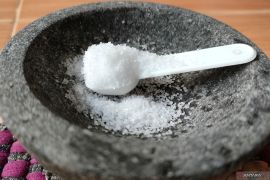 Kandungan garam pada masakan rumah tangga lebih sedikit daripada olahan