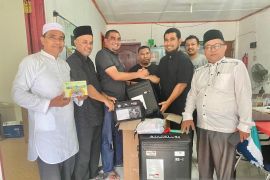 Kemenag Aceh Besar distribusikan koper hingga buku panduan untuk jamaah calon haji