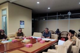 Pansus DPRD Paser tunda bahas Raperda tentang Pilkades