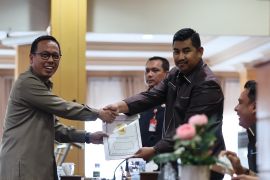 Foto - Ketua DPRD terima laporan akhir Pansus Raperda Pelestarian Cagar Budaya