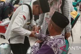 Info Haji 2024 - Calon jamaah haji Bangka diberangkatkan jelang subuh