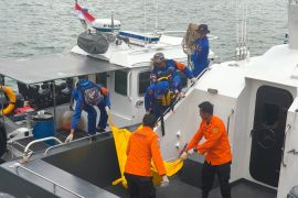 Tim SAR temukan jasad korban bunuh diri di Pulau Kasu