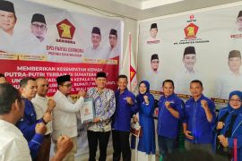 Usai PKS, giliran DPC Gerindra Pasaman didatangi Sabar AS daftar Calon Bupati