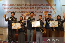 Kejati Kaltim  bina karakter siswa melalui Duta Pelajar Sadar Hukum
