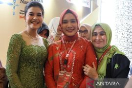 Ketua Dekranasda Tapsel hadiri puncak perayaan HUT ke-44 Dekranas di Solo