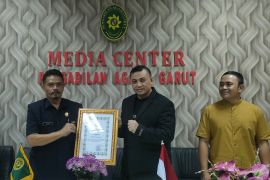 Pengadilan Agama Garut bersama pengusaha muslim cegah perceraian akibat ekonomi