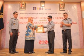 Kemenkumham Jatim ajak perkuat identitas daerah melalui KIK