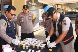 Polda Kalsel cek personil Polres Tabalong