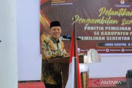 60 orang anggota PPK dilantik, Sabar AS: Selamat Bekerja