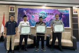 KPPN Kotabaru dorong program "cashless society"