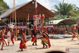 Gubernur Kaltara mengajak anak muda Dayak Okolod aktif lestarikan budaya