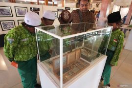 Pameran bersama enam museum di Surabaya