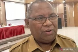 Bupati Anggiluli ajak masyarakat bangun Sorong Selatan