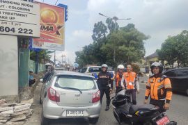 Dishub Bandarlampung tertibkan kendaran terparkir di bahu jalan protokol