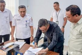 Pemkot Ambon gandeng LPPM Unpatti Ambon kerja sama penelitian dan magang
