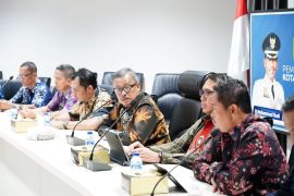 Pemkot Batam targetkan galang dana Rp2 M untuk korban longsor di Sumbar