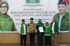 PPP Jatim serahkan rekomendasi Pilkada 2024 ke Khofifah-Emil