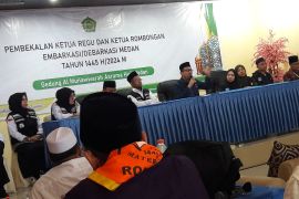 Kabid Haji Kanwil Kemenag berikan pembekalan kepada karu karom kloter 6 Langkat