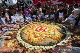 Eri Cahyadi: Rujak uleg gambaran toleransi di Kota Surabaya
