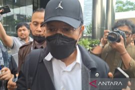 Mantan Kepala Bea Cukai Purwakarta irit bicara setelah klarifikasi LHKPN di KPK