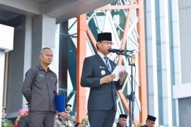 Wabup Ketapang bacakan sambutan Menteri Kominfo RI