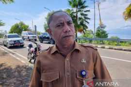 Pelantikan Komisi Informasi Papua Barat tunggu jadwal Gubernur Ali Baham