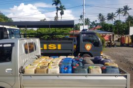 Polresta Tidore tangkap  mobil pengangkut BBM illegal