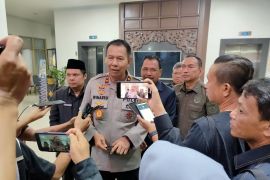 Polda Kalsel terus tekan kasus narkoba seminimal mungkin