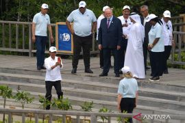 Pimpinan delegasi melakukan kunjungan di Taman Hutan Raya Ngurah Rai