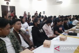 Pemkab Gianyar sosialisasi prosedur kerja ke luar negeri kepada siswa