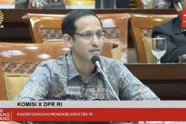 Nadiem akan hentikan kenaikan UKT yang tak rasional