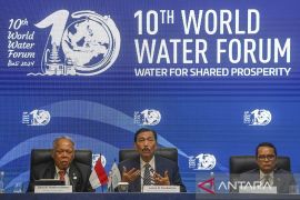Luhut sebut Elon Musk senang bertemu Prabowo di sela World Water Forum
