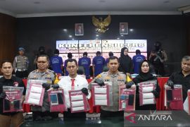 Polres Sukabumi Kota sita hampir dua kilogram sabu-sabu dari tujuh tersangka