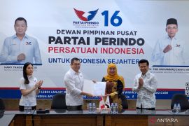 Perindo serahkan rekomendasi Khofifah-Emil maju Pilkada Jatim 2024