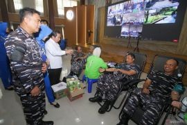 Donor darah HUT ke-68 Penerbangan TNI AL