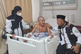 Seorang calon haji Abdul Munir Bin Pokat, asal Indragiri Hilir dirawat di Madinah