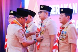 Mas Pj terima penghargaan Lencana Darma Bakti dari Ka Kwarnas