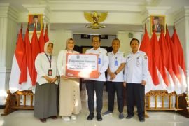 Pemkot Madiun terima bantuan 10 tenda UMKM program CSR