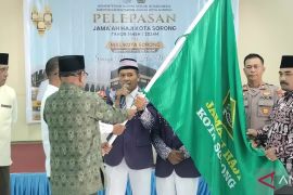 Kota Sorong berangkatkan 234 calon haji