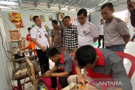 Lapas Narkotika Samarinda bersama Dewan UKM Kaltim latih warga binaan